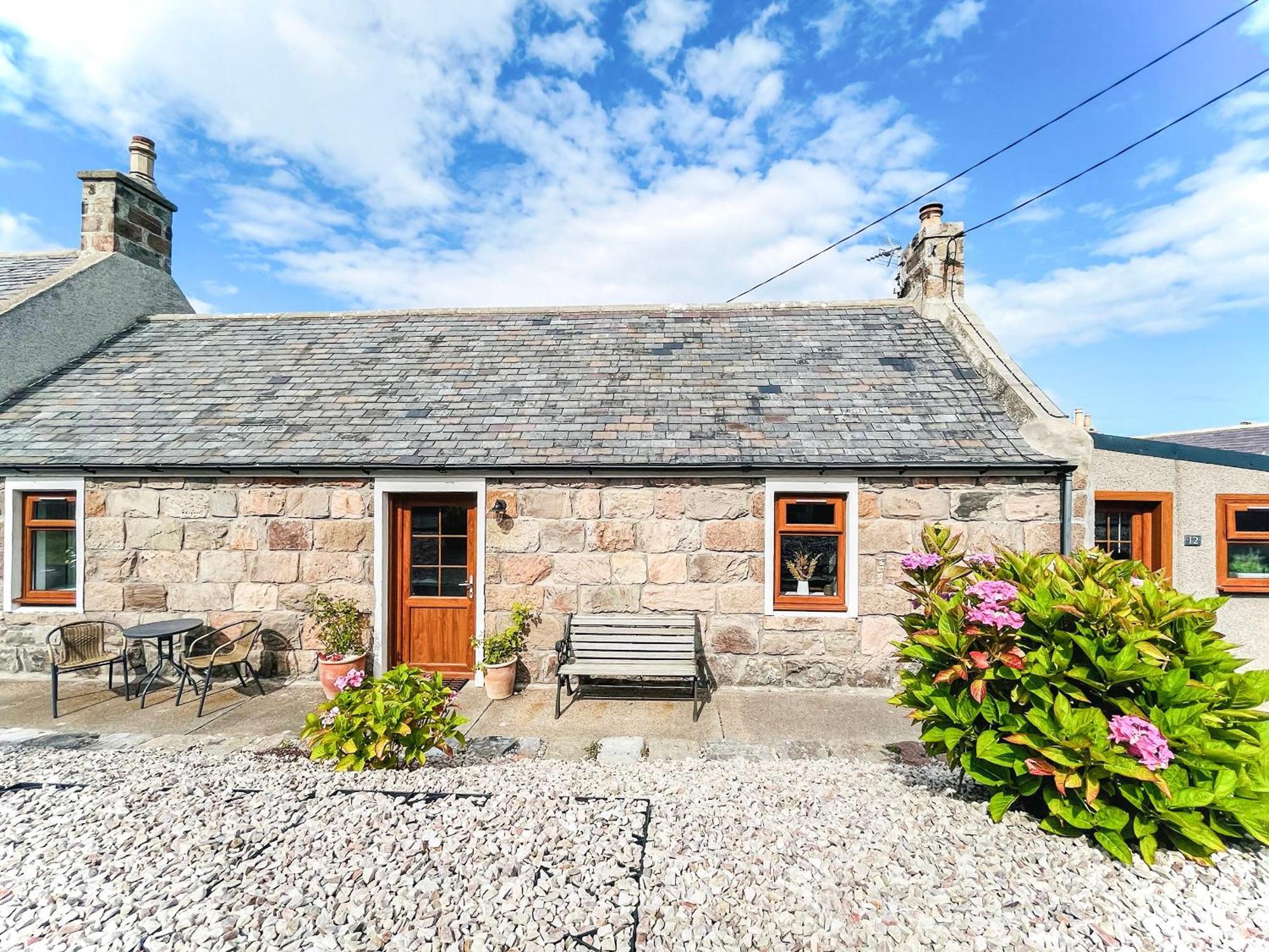 Portknockie Escape Villa ภายนอก รูปภาพ